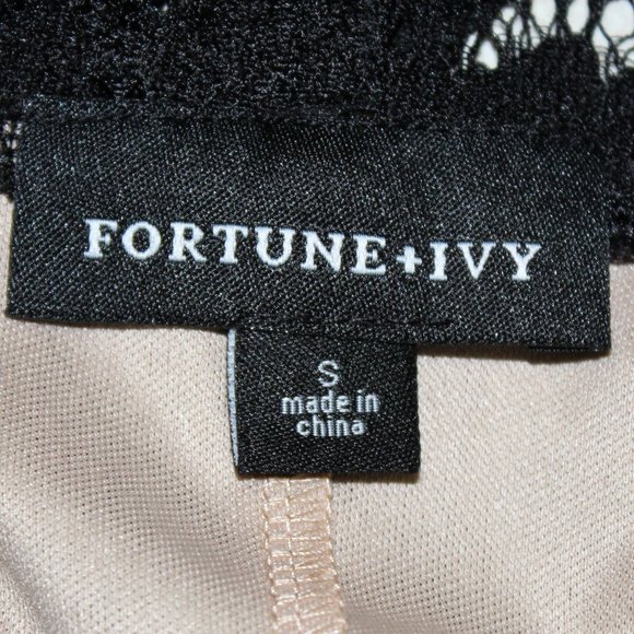 Elegant Black Lace Women's Tunic - Picture 2 of 3